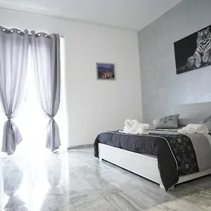 Luxury Apartament Katania